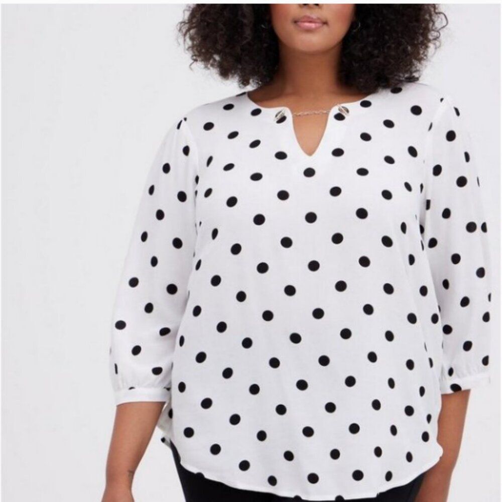 Torrid: Crepe chain Detail Blouse